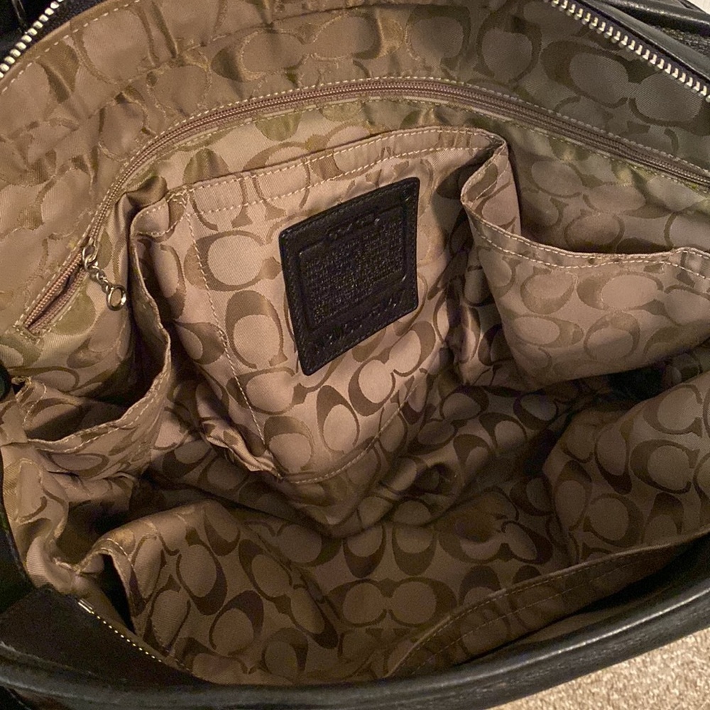 Large Coach Bag - Picture 4 of 16